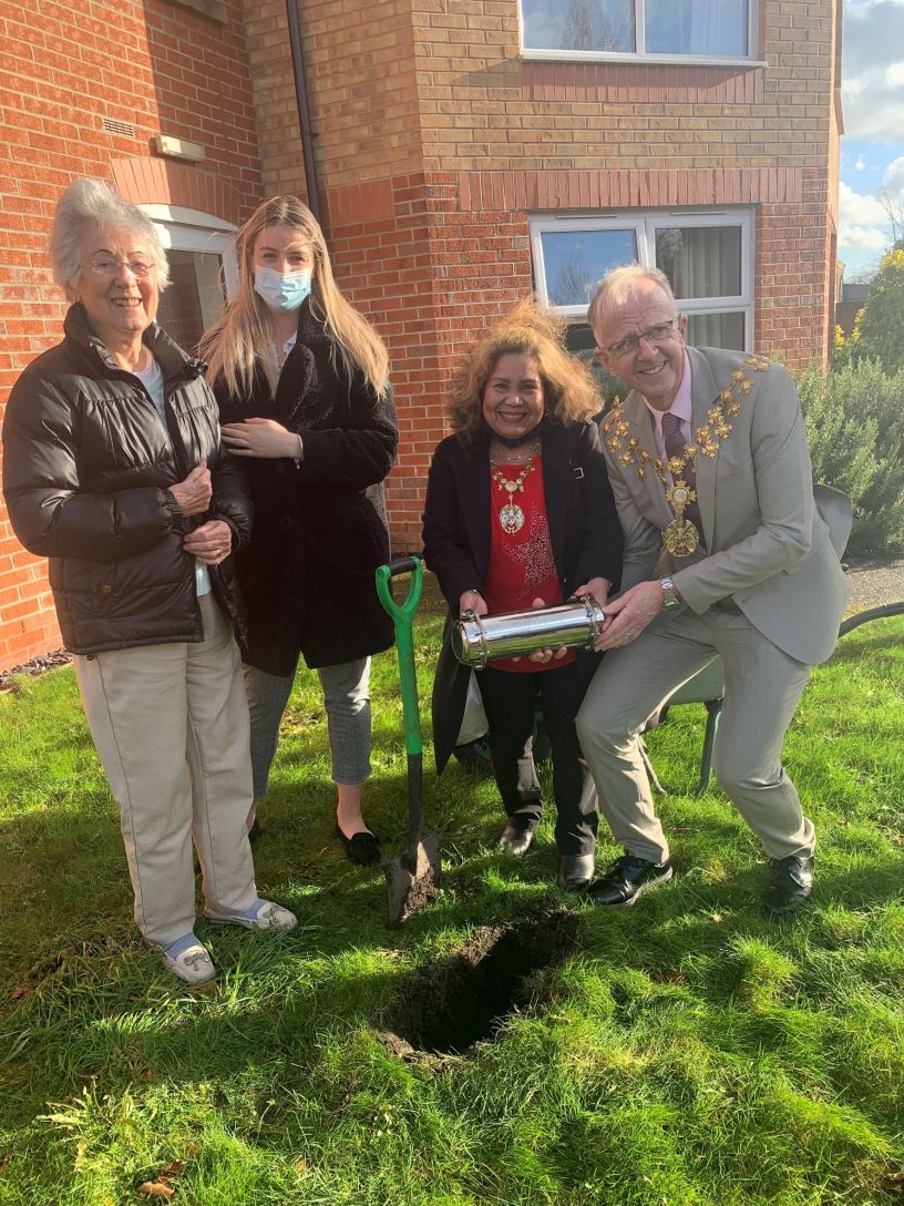 Time-Capsule with Trafford Mayor